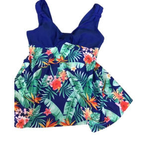 Esprlia Woman’s Floral print two piece tankini swimsuit S NWOT